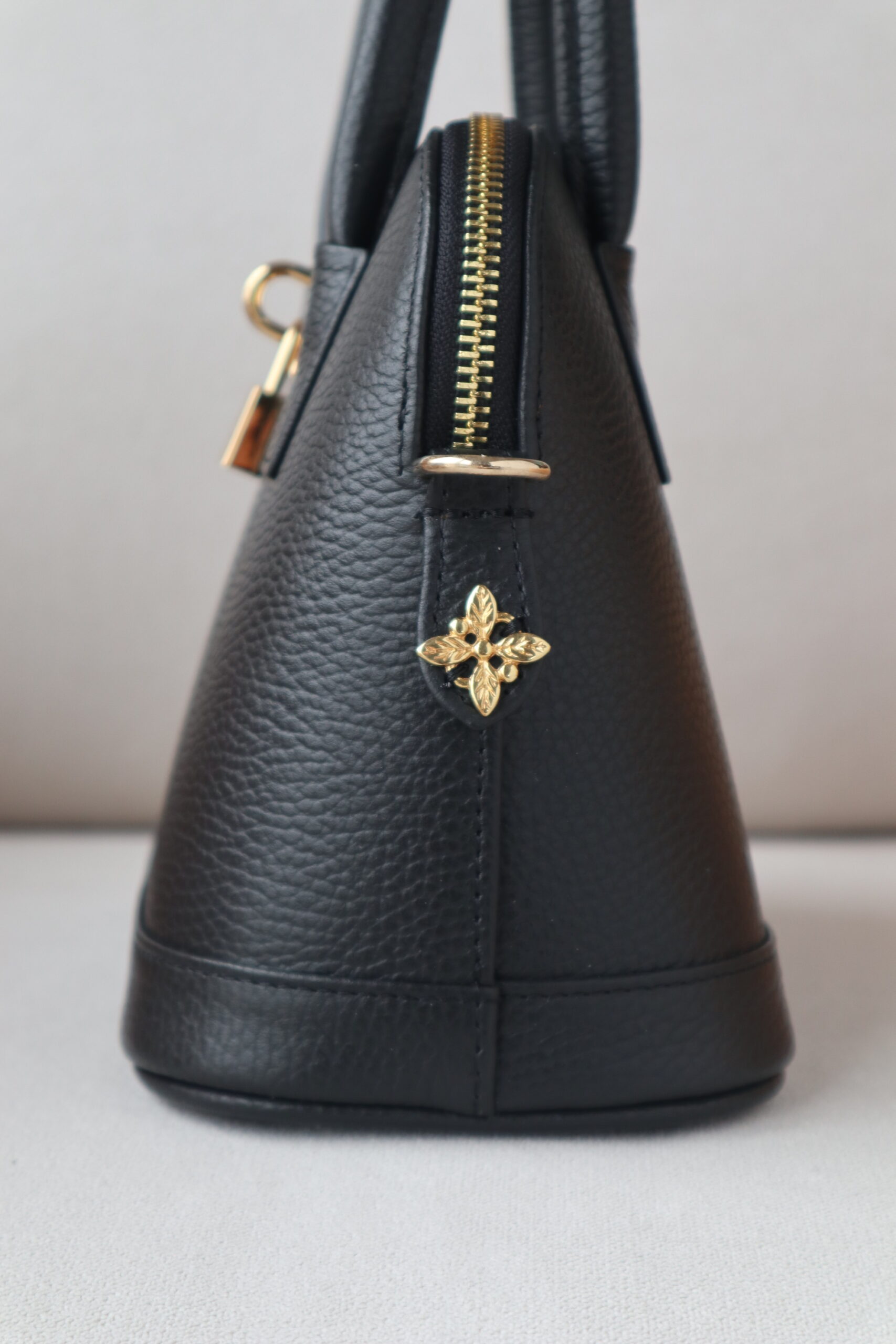 MINI OMA NOIR - Image 2