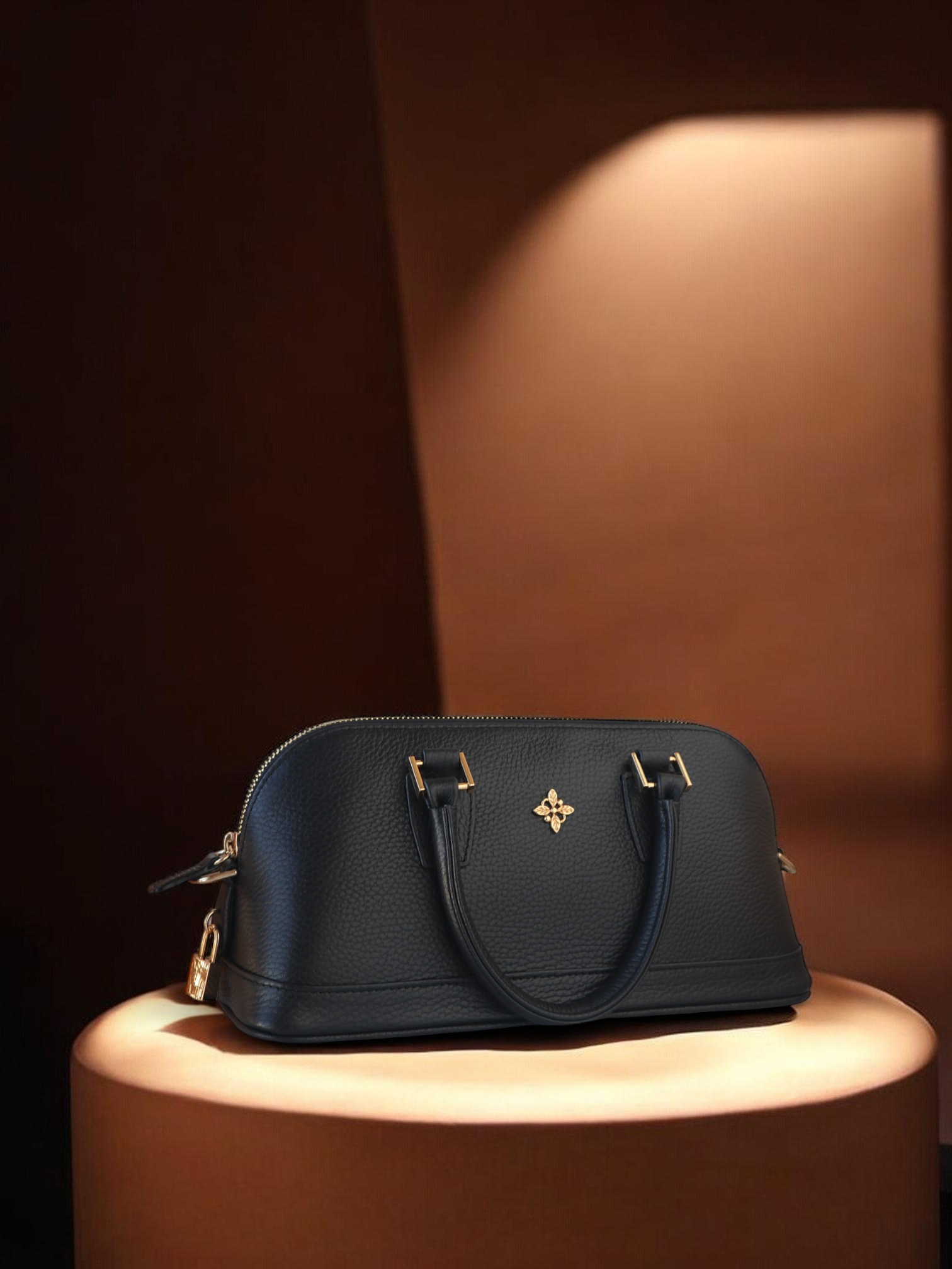 LA PETITE 24 NOIR (1 available) - Image 4